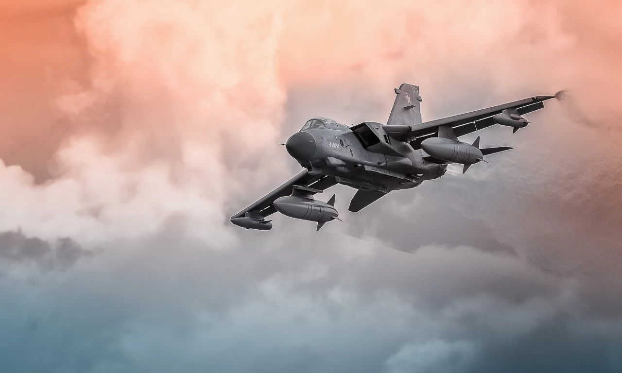 истребитель, бомбардировщик, tornado gr4, panavia tornado