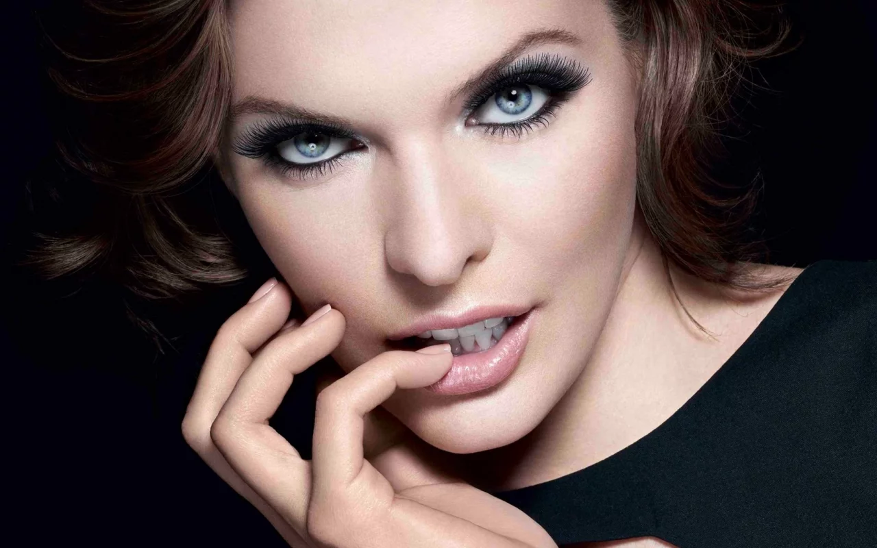 взгляд, рука, стиль, лицо, актрисак, девушка, milla jovovich