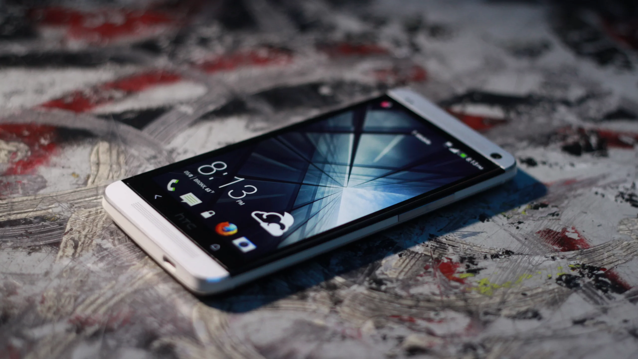 htc one, стильный, смартфон