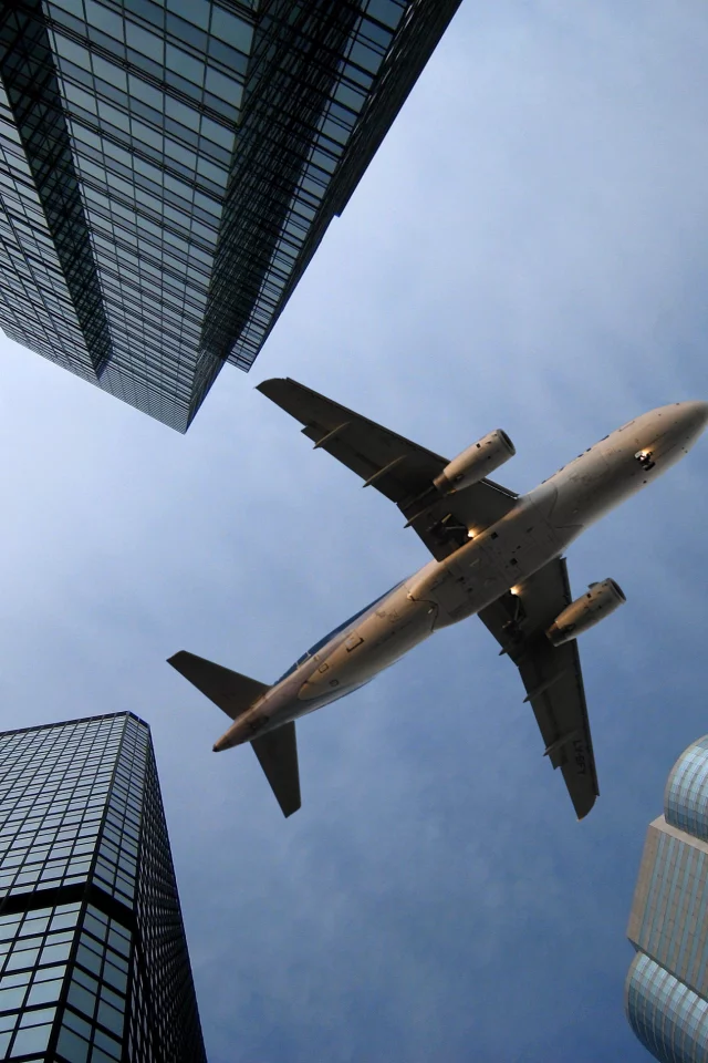 небоскребы, hong kong, lan airlines, небо, airbus a320, город, аэробус