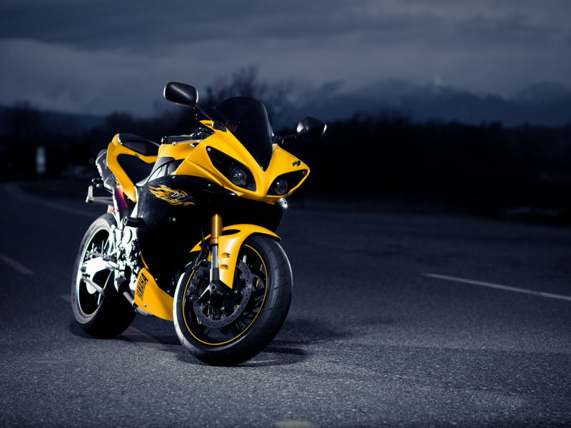 супербайк, black, superbike, night, r1, ямаха, черный, road, yellow, yamaha