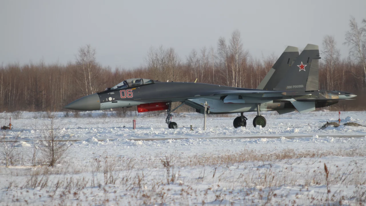 зима, су-35с, серийный, истребитель, 06, снег