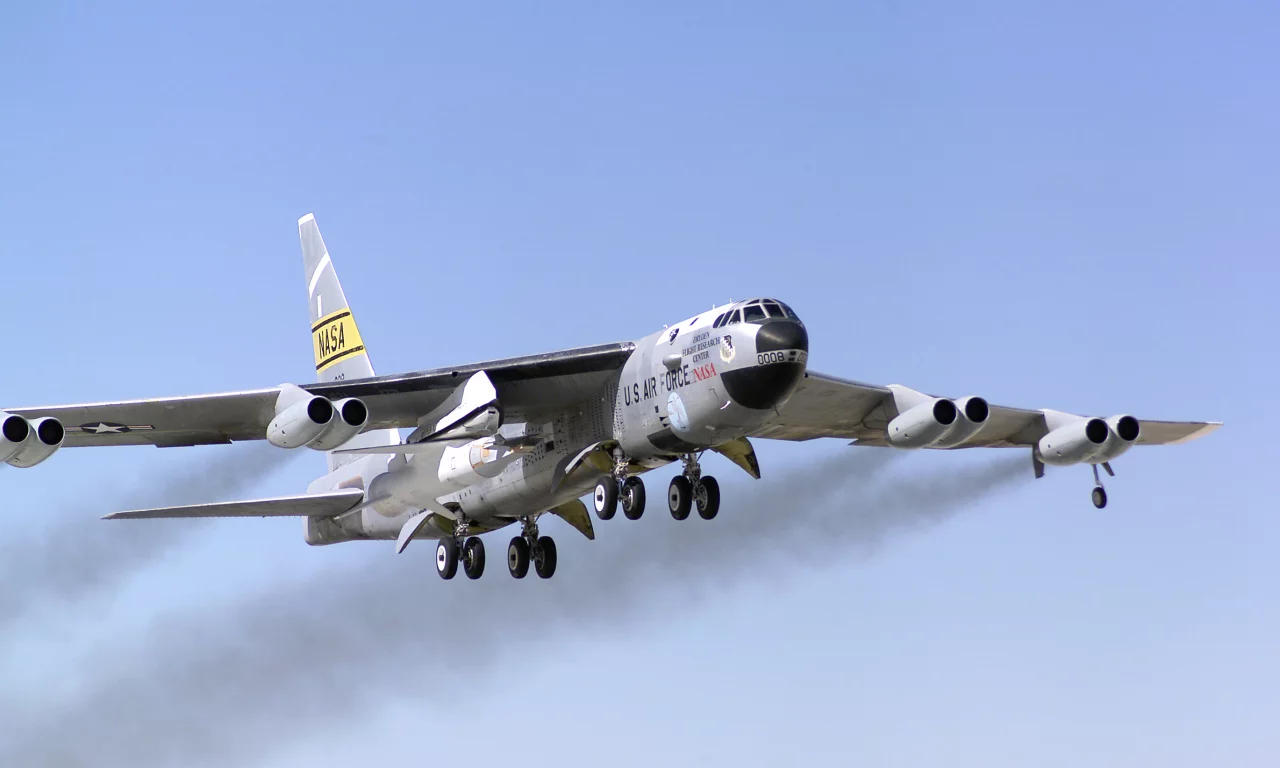 авиабаза, edwards, b-52b, nasa, испытание, гиперзвуковой ракеты