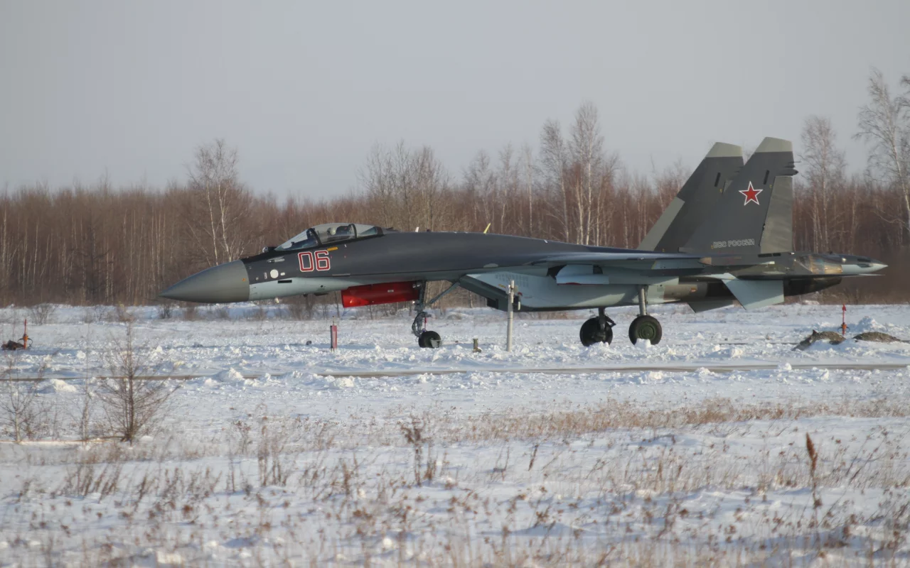 зима, су-35с, серийный, истребитель, 06, снег