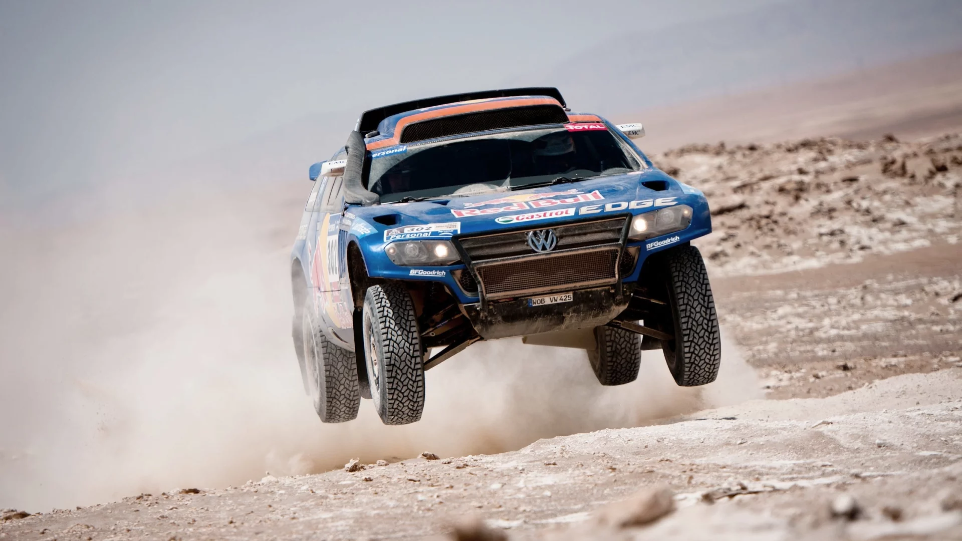 в воздухе, пыль, rally, dakar, дакар, volkswagen, летит, touareg, синий