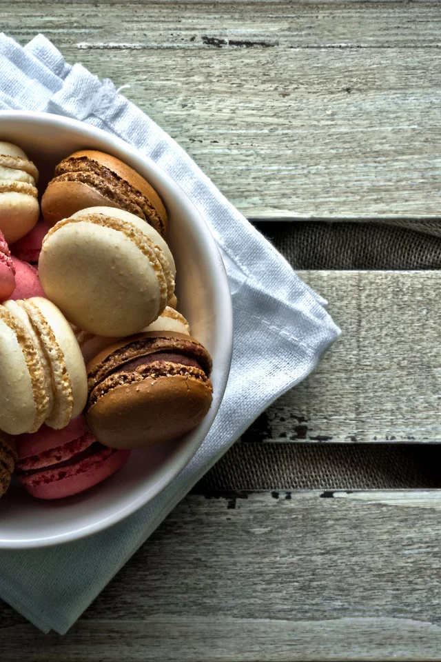 сладость, десерт, печенье, тарелка, стол, macaron