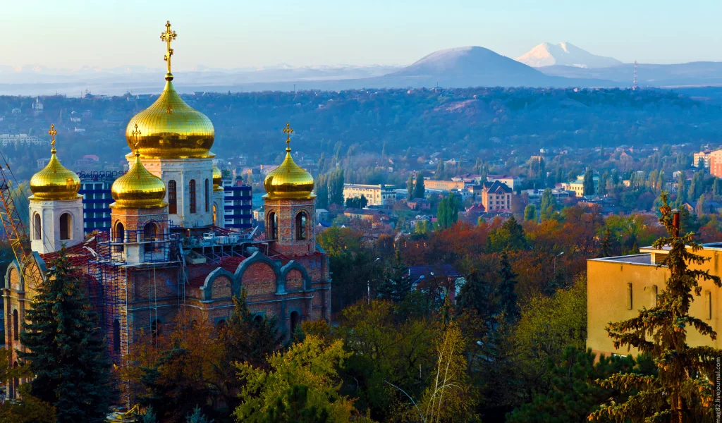 город, дома