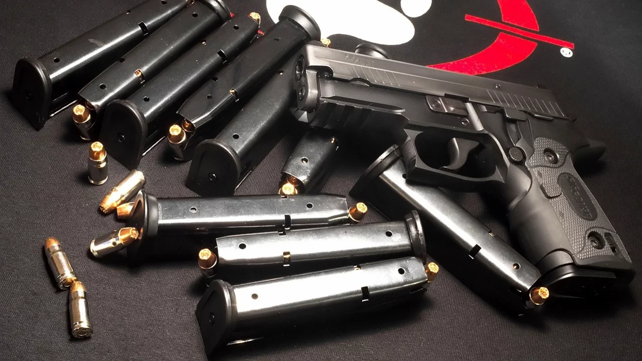обоймы, sig sauer, патроны, пистолет