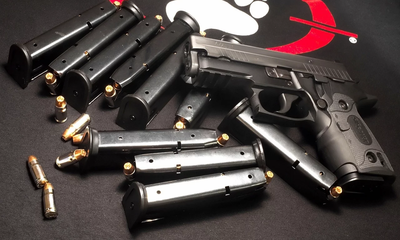 обоймы, sig sauer, патроны, пистолет