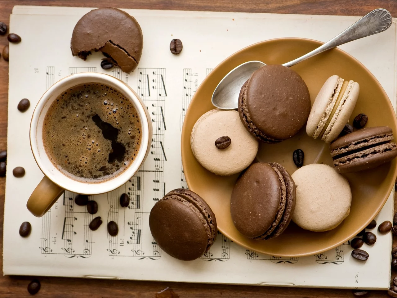 кофе, чашка, макарун, шоколадное, печенье, зерна, macaron