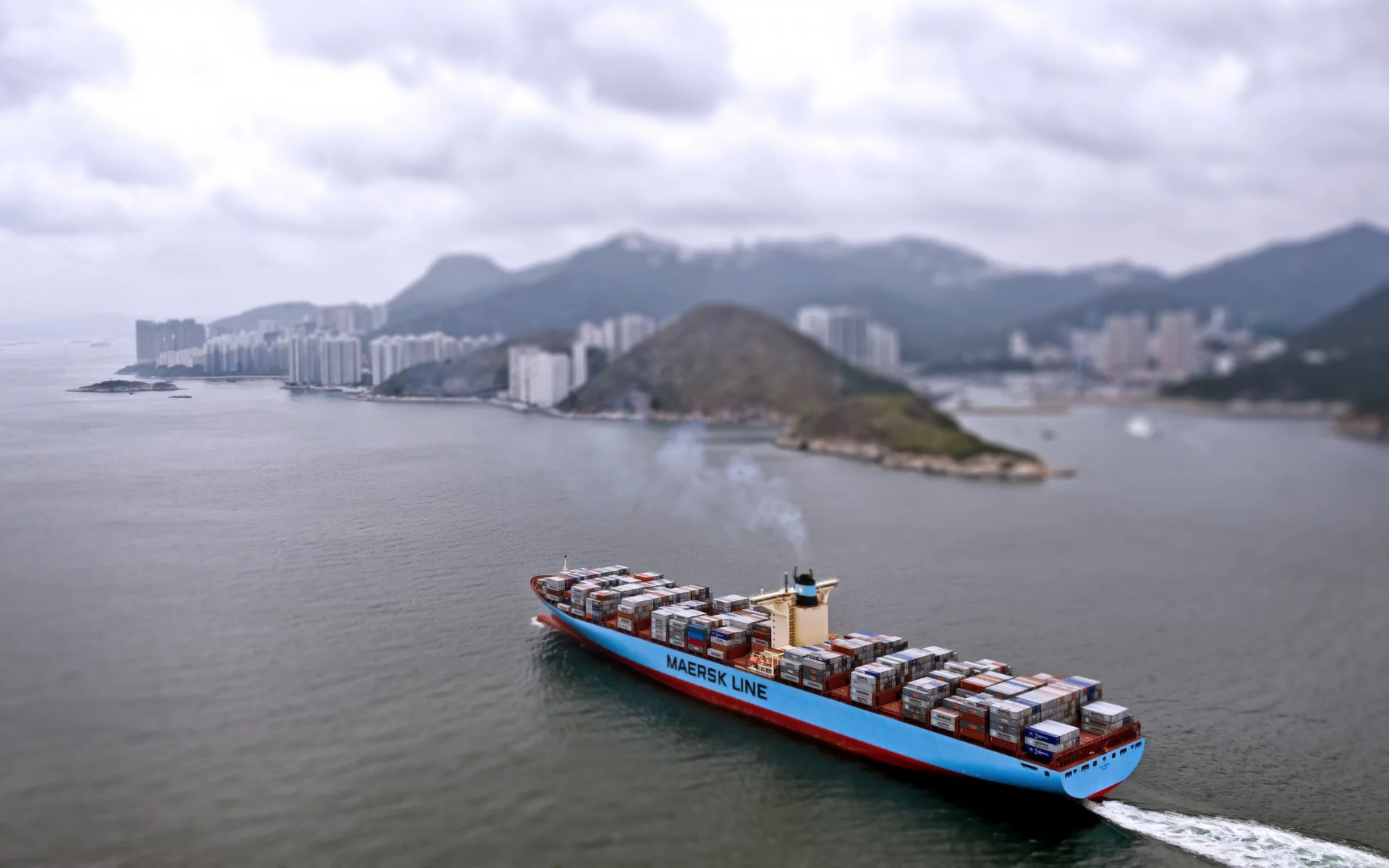 вид сверху, море, на ходу, контейнеровоз, судно, maersk line