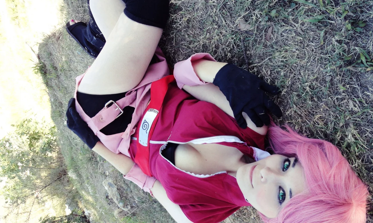 девушка, naruto, лежа, sakura haruno, косплей