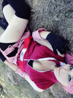 девушка, naruto, лежа, sakura haruno, косплей