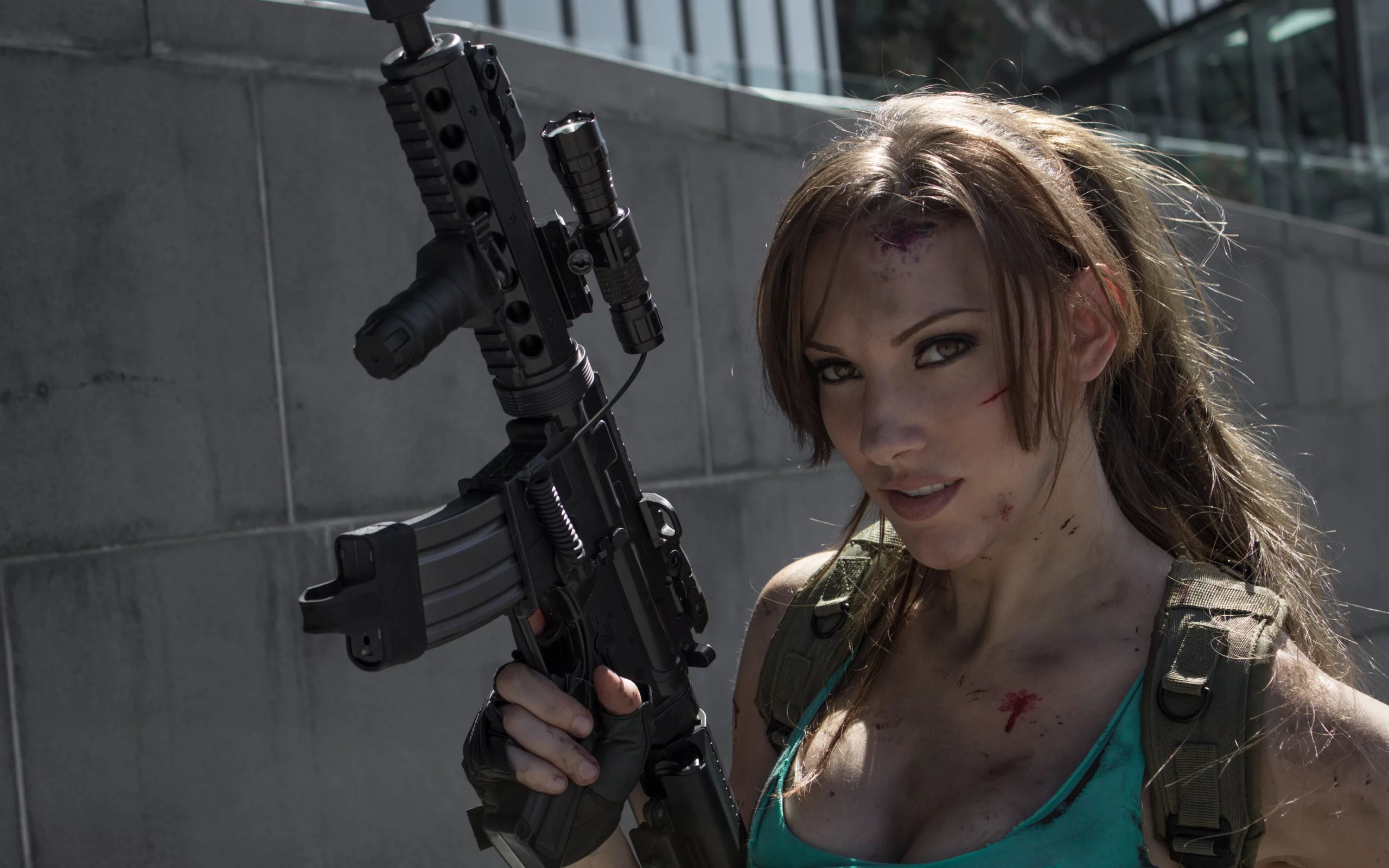 кровь, девушка, автомат, косплей, оружие, lara croft