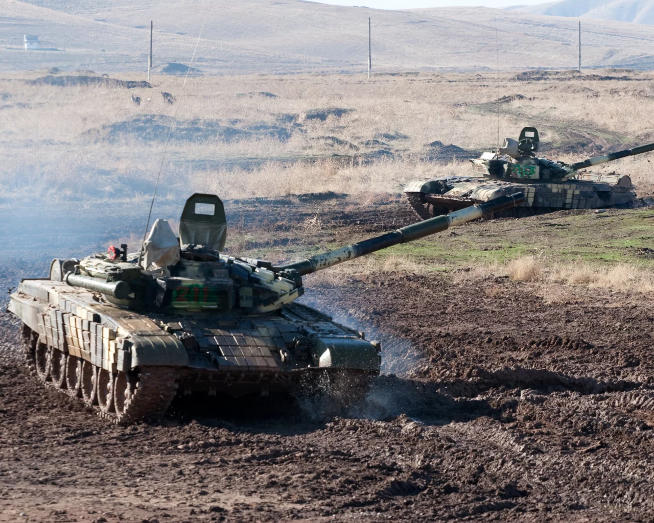грязь, т-72б, предгорье, с, дорога, боевые танки
