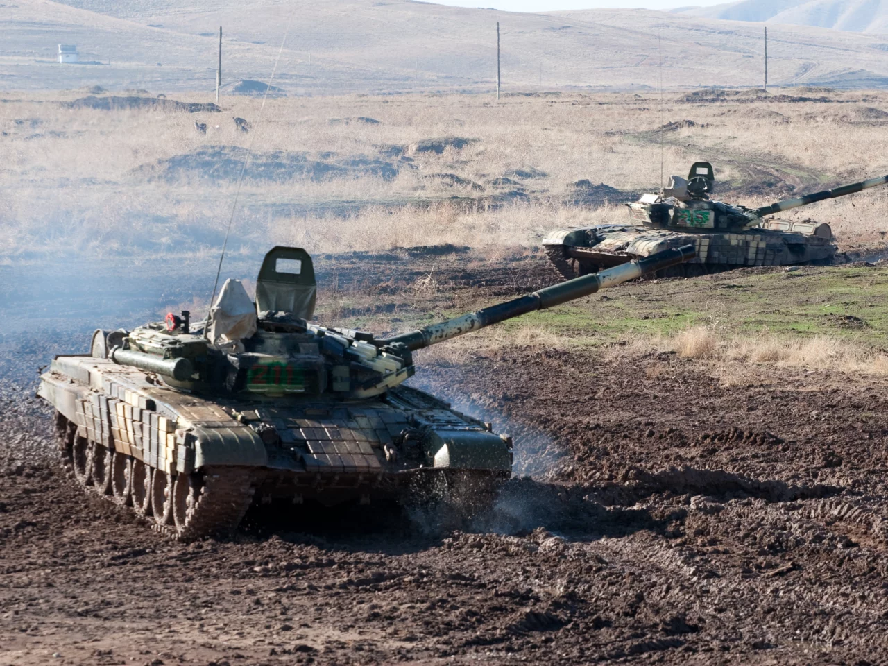 грязь, т-72б, предгорье, с, дорога, боевые танки