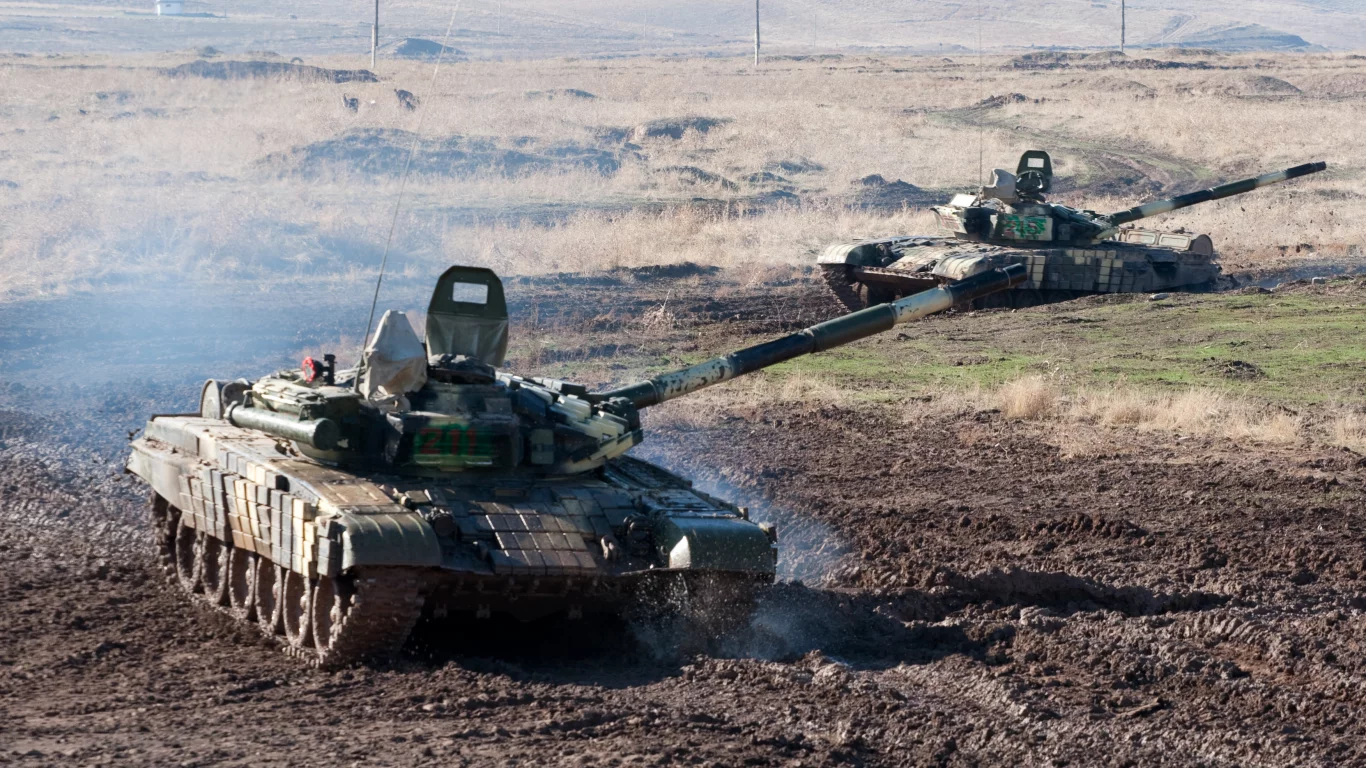 грязь, т-72б, предгорье, с, дорога, боевые танки