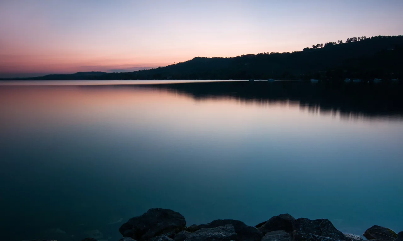 камни, деревья, вода, озеро, берег, гладь, швейцария