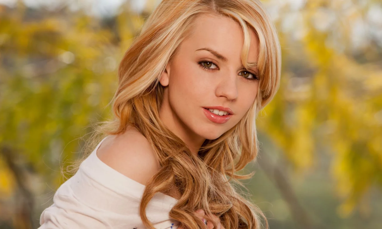 волосы, губы, блондинка, взгляд, lexi belle, hair, blond, прическа