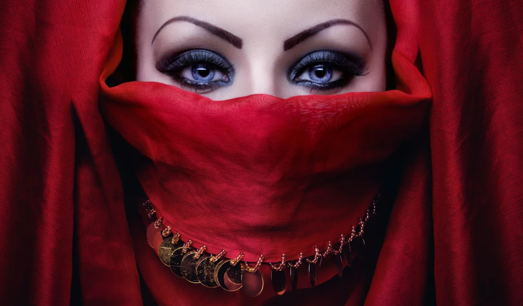 hiyab, eyes, makeup