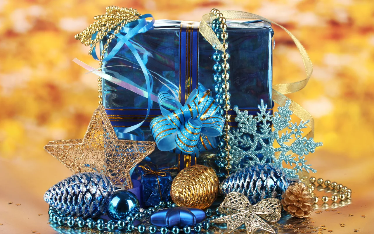 christmas, new year, подарок, коробка, синий, новый год, 2014, бусы