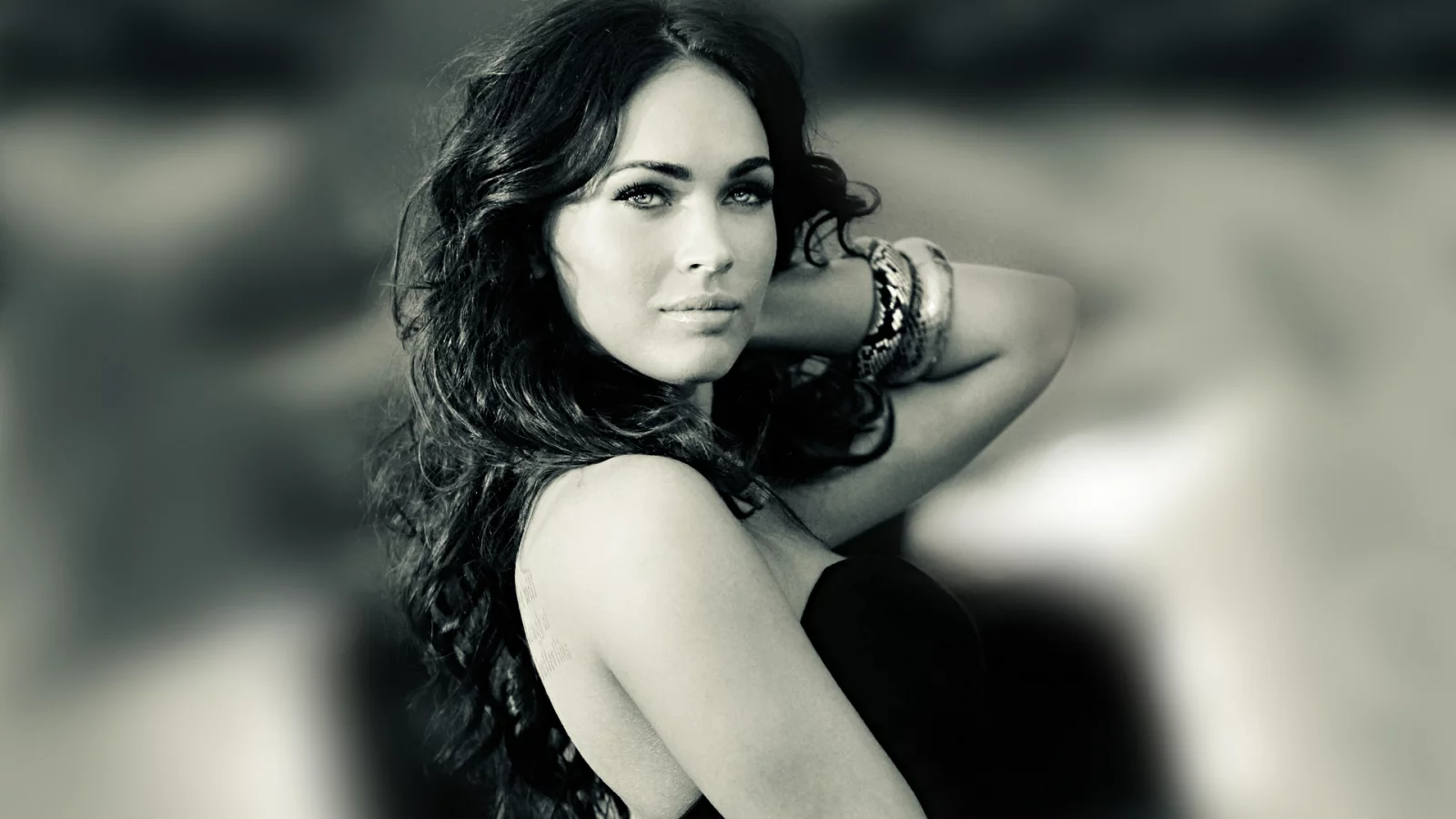 взгляд, megan fox, меган фокс, модель, девушка