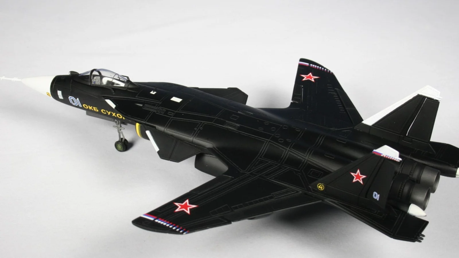 беркут, су-47, su-47, окб сухого