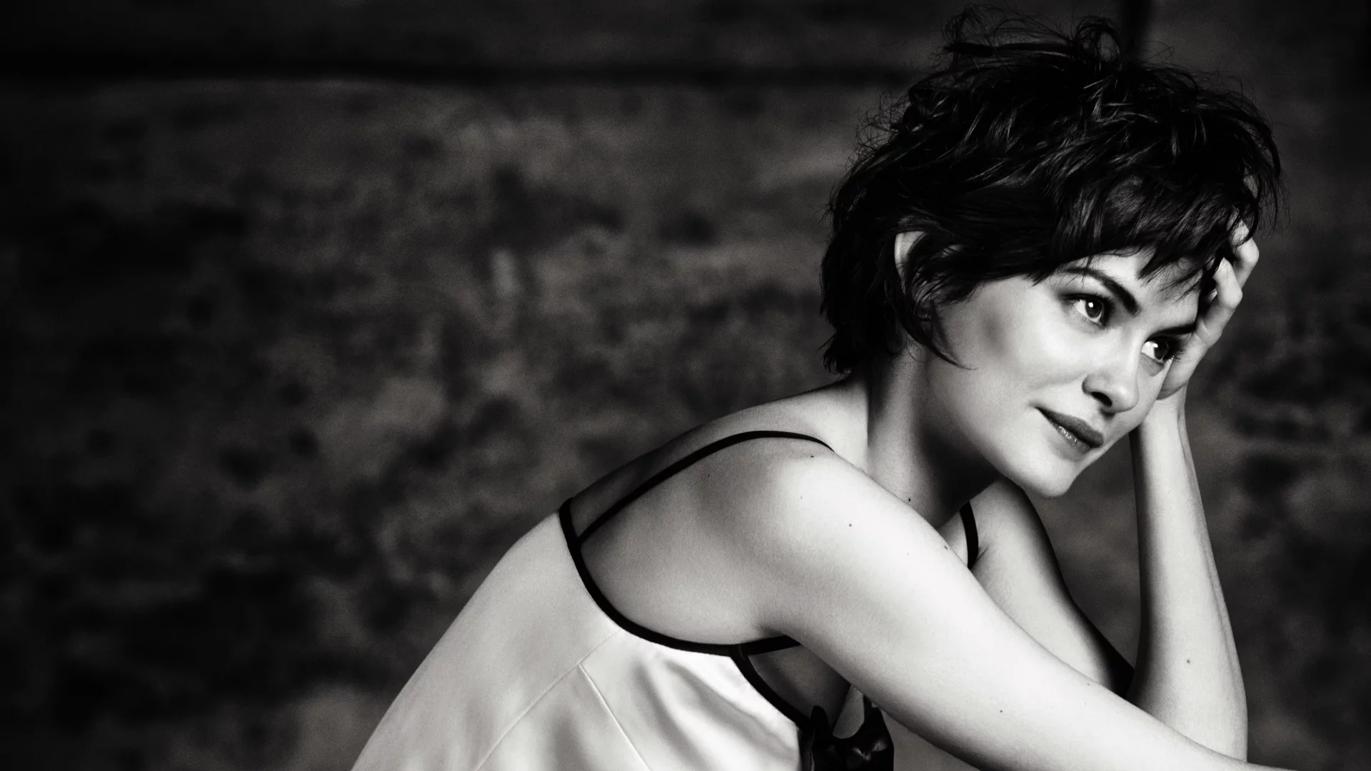 одри тоту, брюнетка, audrey tautou, черно-белая