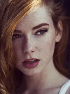 веснушки, девушка, hattie watson, взгляд, рыжая