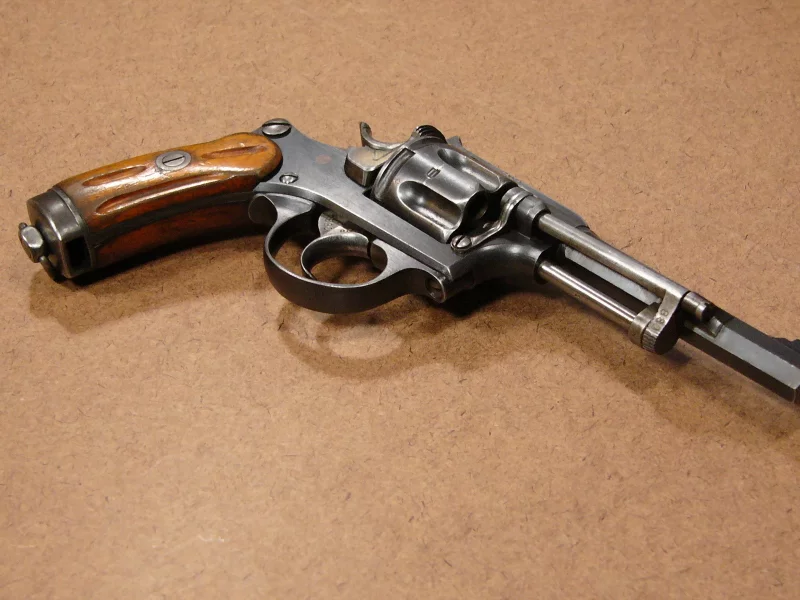 оружие, револьвер, swiss ordnance m1882