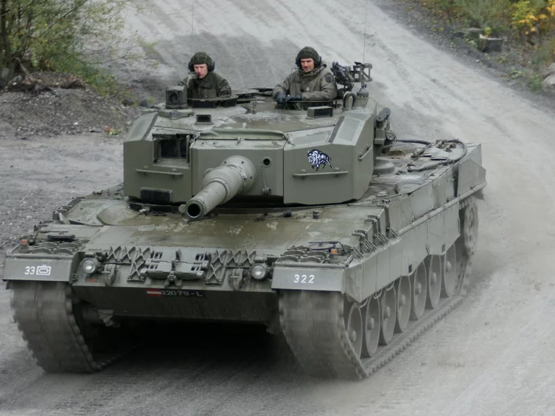 австрия, грязь, танк, дорога, леопард 2а4