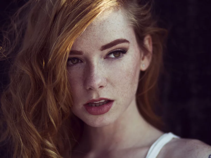 веснушки, девушка, hattie watson, взгляд, рыжая
