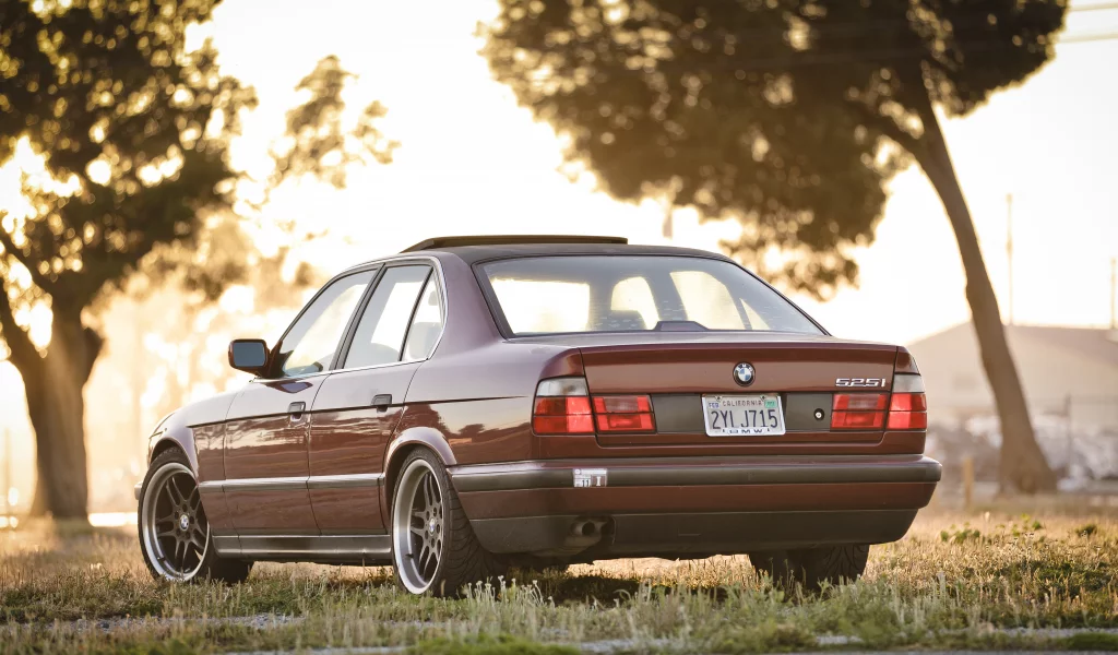 bmw e34, бмв, тюнинг, классика, stance, 525, фары
