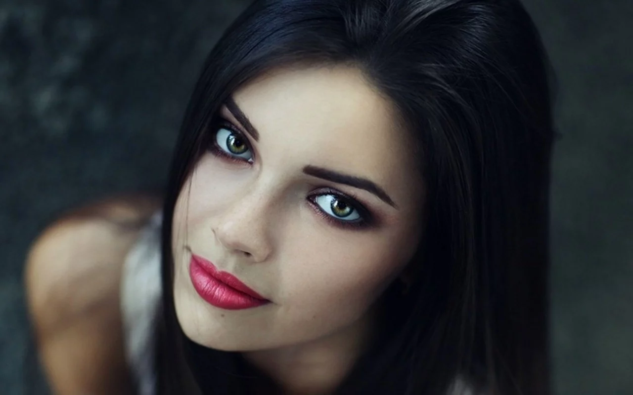 girl, brunette, face, lips, eyes, view, девушка, брюнетка, лицо, взгляд, глаза, губы