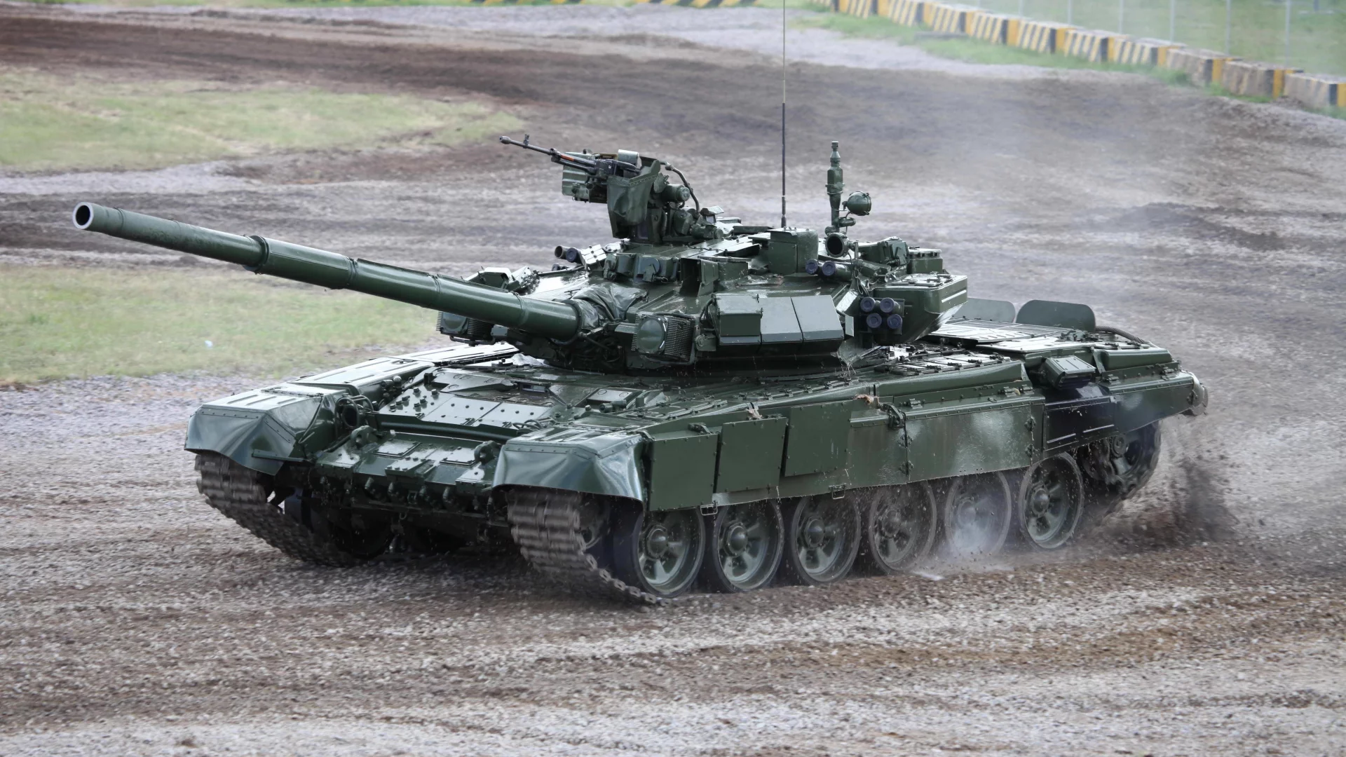 танк, т-90, полигон, грязь