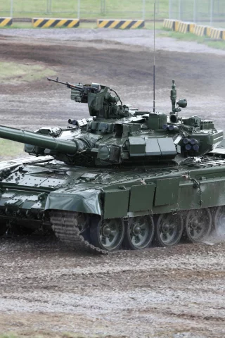 танк, т-90, полигон, грязь