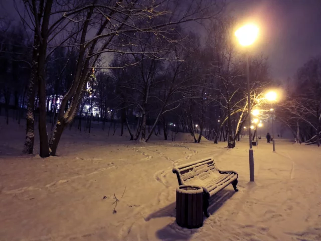 Зима, лавочка