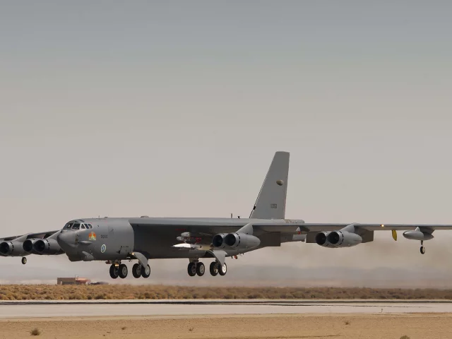 boeing b-52 stratofortress, стратосферная крепость, ввс сша