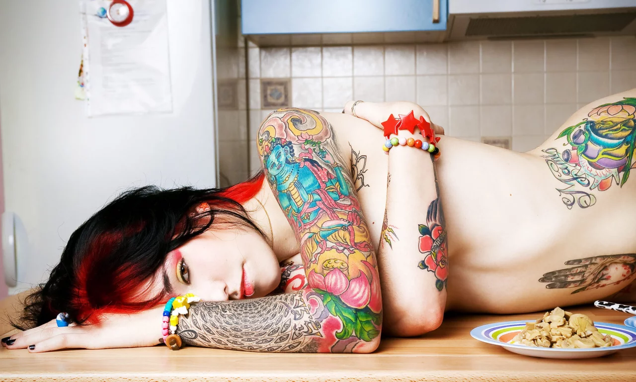 девушка, пин ап, pin up, татуировки, suicide, girls, tattoo, кухня