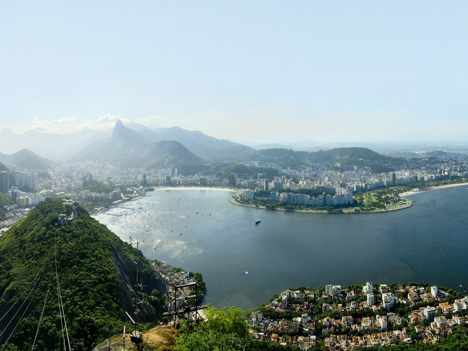 Рио, мегаполис, огни, пляж, океан, горы