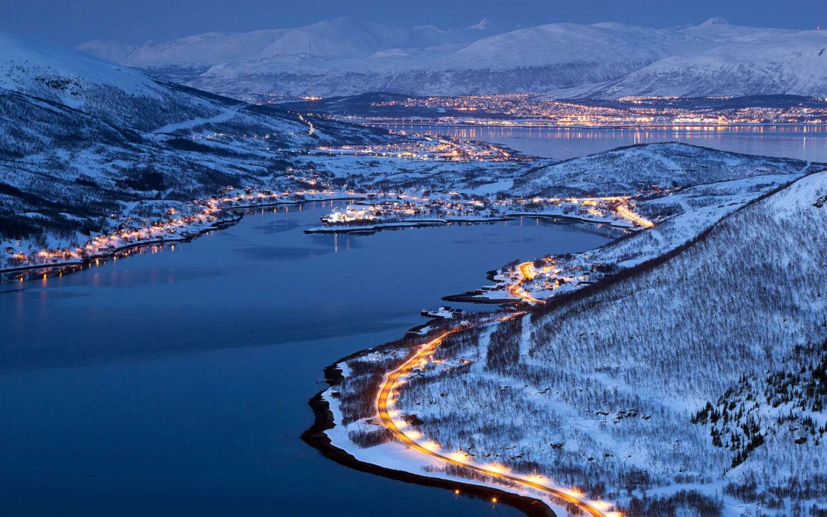 norway, mountains, winter, forest, lights, тромсё, troms__, snow, город, city