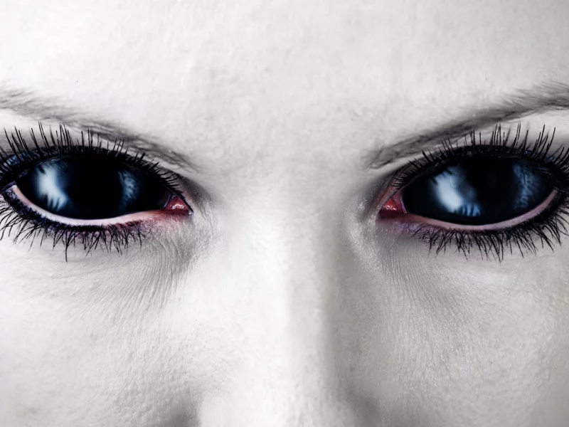 alien woman, black eyes, stranger, scary, creepy, Иностранец женщина, черные глаза, незнакомец, страшно, жутко