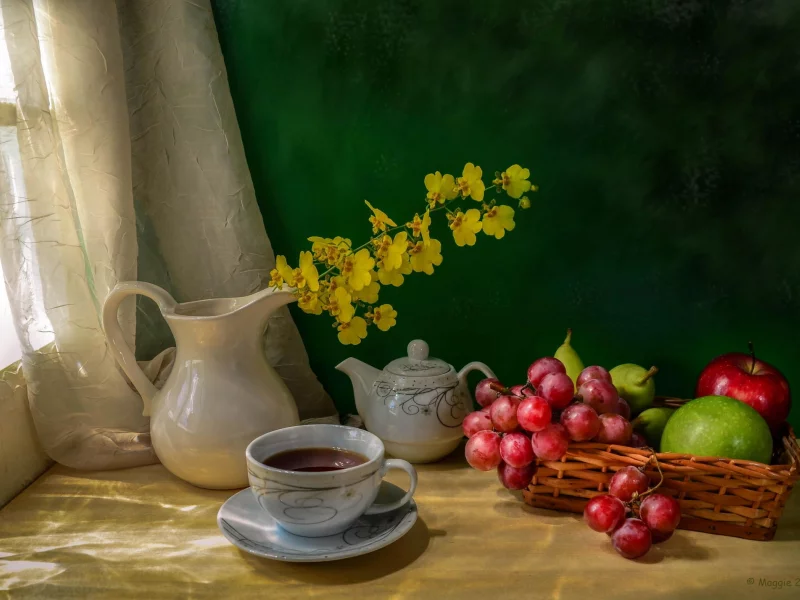 фрукты, кружка, чай, кувшин, цветы, желтые, стол, окно, натюрморт