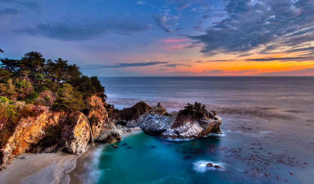 california, mcway falls, julia pfeiffer burns state park, pacific ocean, big sur 