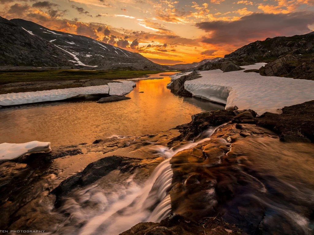 закат, река