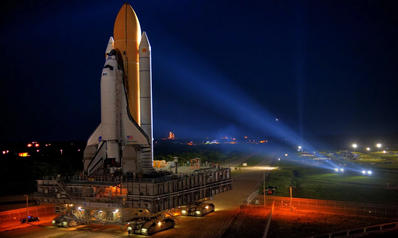 Дискавери, NASA, стартовая площадка, космический челнок