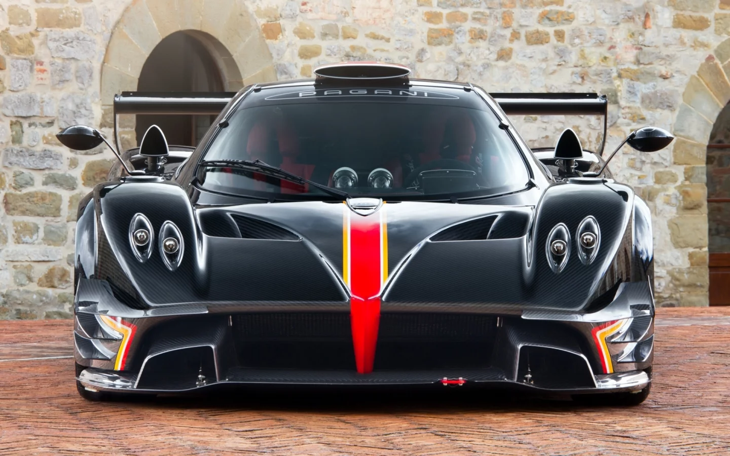 pagani, revolucion, зонда, пагани, суперкар, zonda, революция