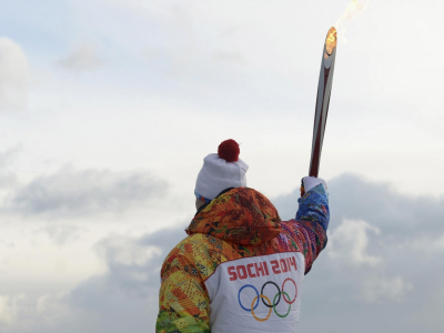 факел, сочи 2014, факелоносец, олимпиада, спортсмен