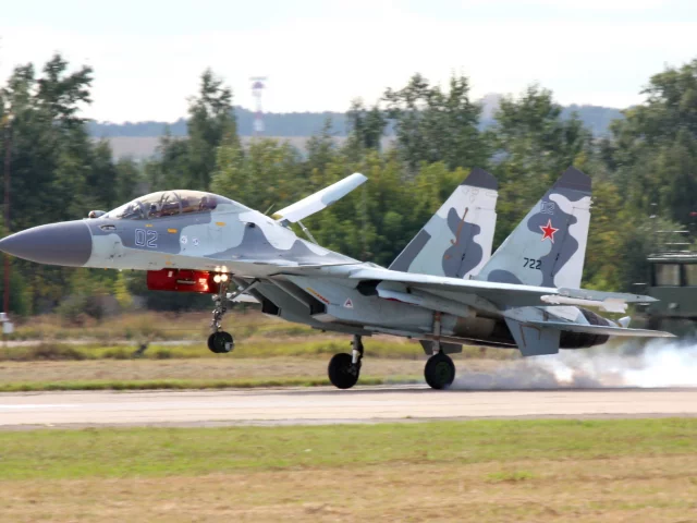 взлет, mkи, многоцелевой истребитель, ввс россии, су-30