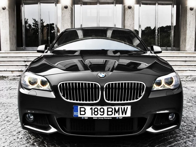 bmw m5, черно-белый